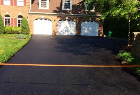Chapman Paving Asphalt Sealcoating Services in Cleveland, Ohio Area